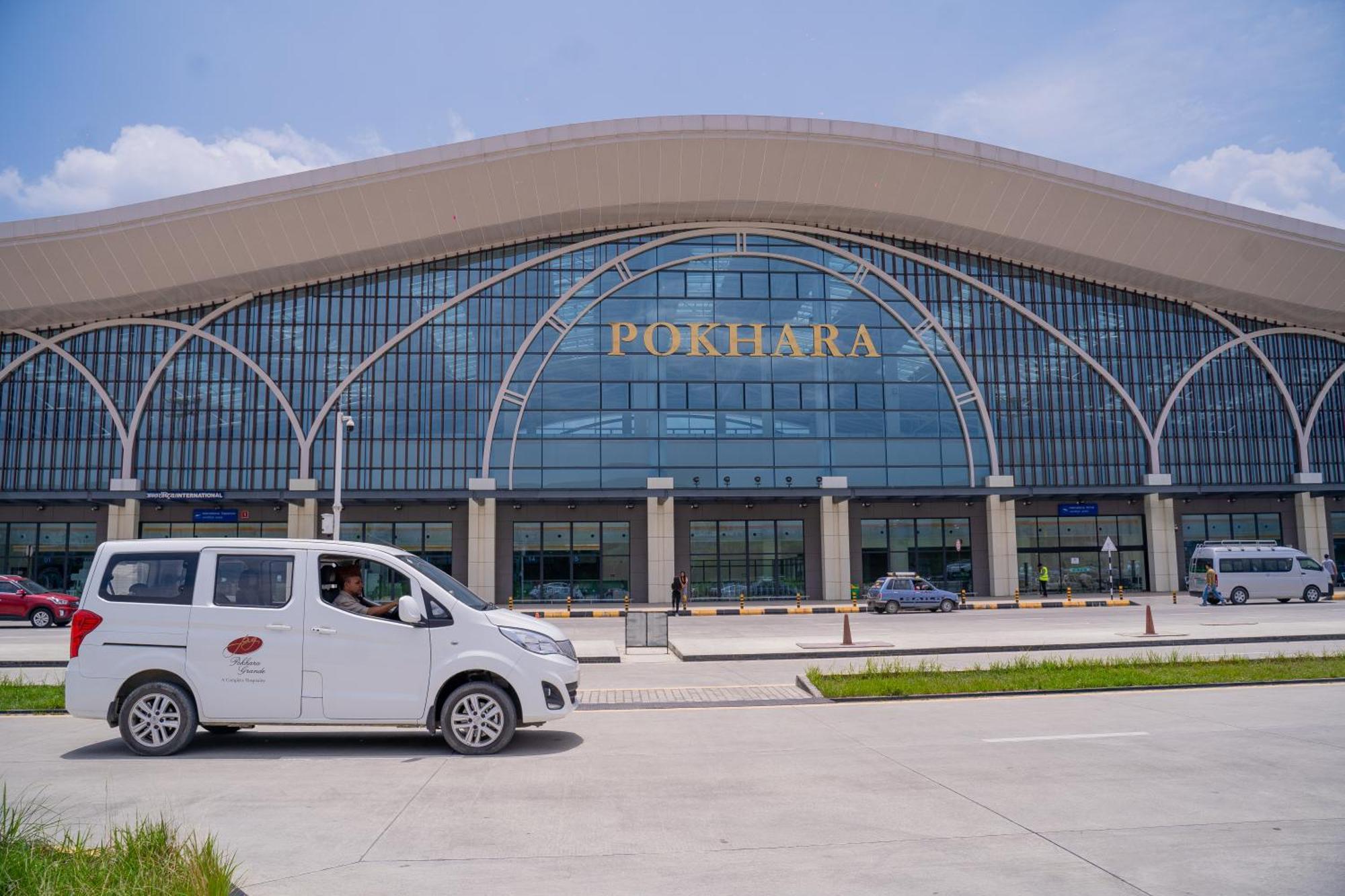 Hotel Pokhara Grande Exterior photo